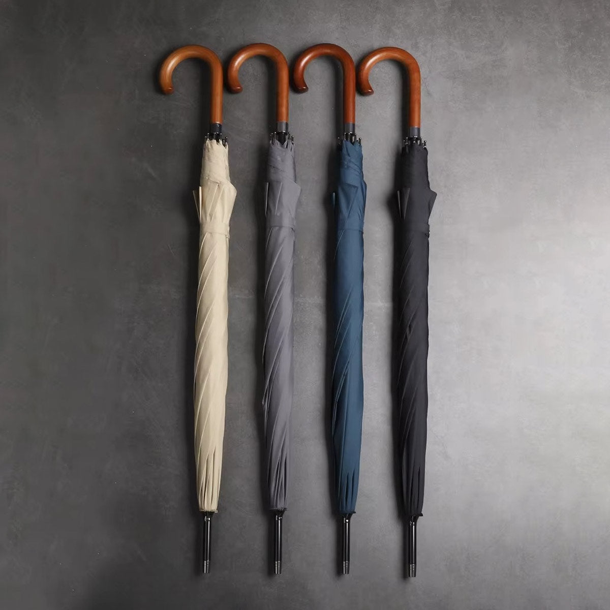 Sorélane Allure - Parapluie long à poignée courbe ambrée