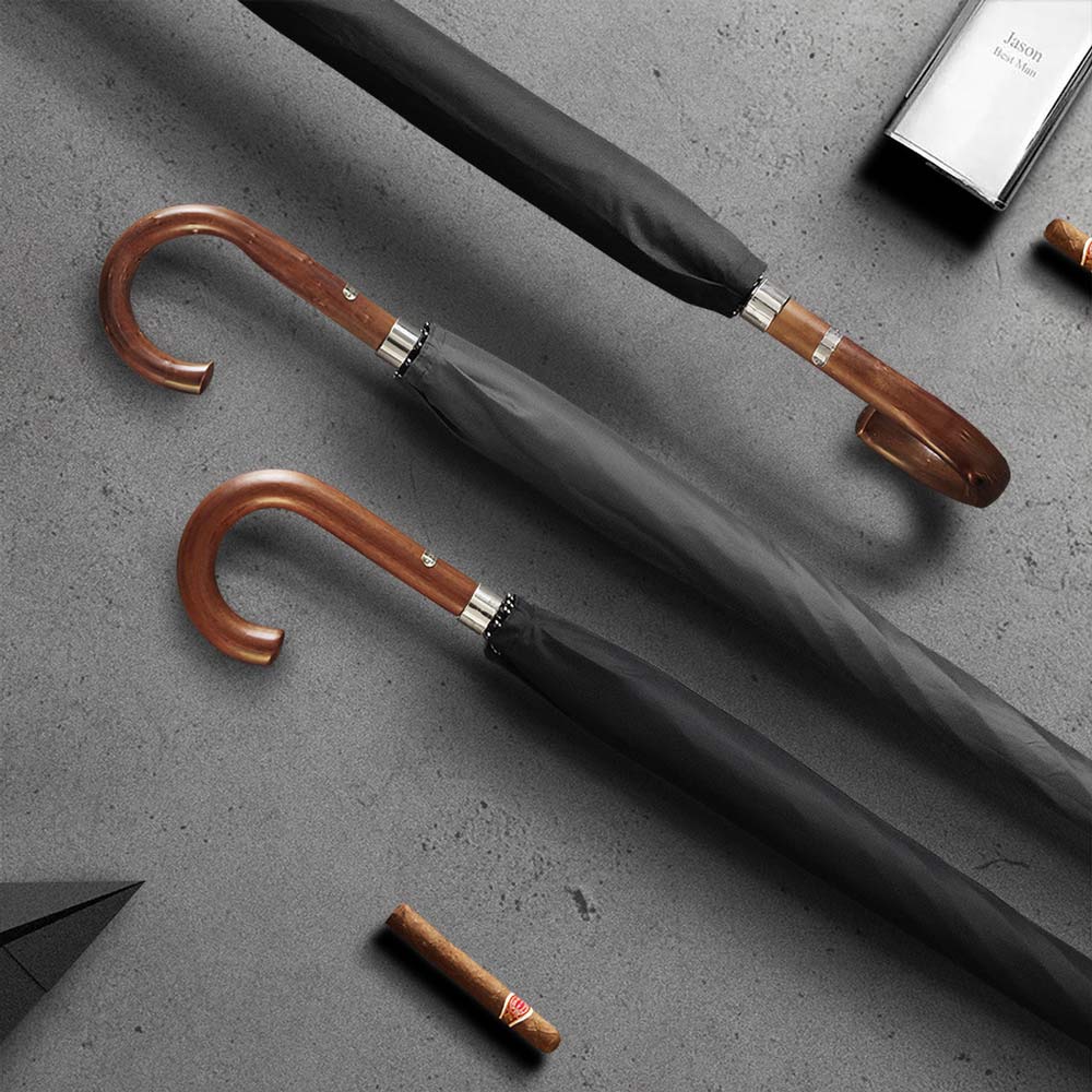 Sorélane Sobre - Parapluie long noir à poignée courbe veinée