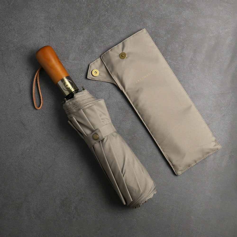 Sorélane Relief : version Kaki du parapluie.