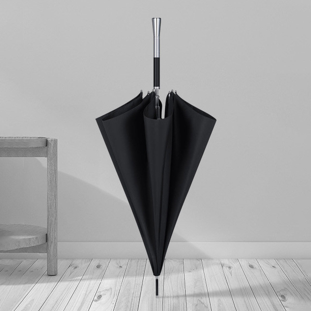 Sorélane Trait - Parapluie long noir à finitions argentées